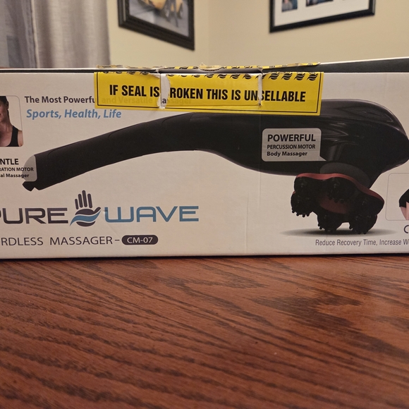 PadoUSA Other - Pure Wave Cordless Massager - CM-07 Black